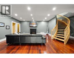 1205 Hillgrove Rd, North Saanich, BC V8L5K7 Photo 26