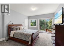 1205 Hillgrove Rd, North Saanich, BC V8L5K7 Photo 28