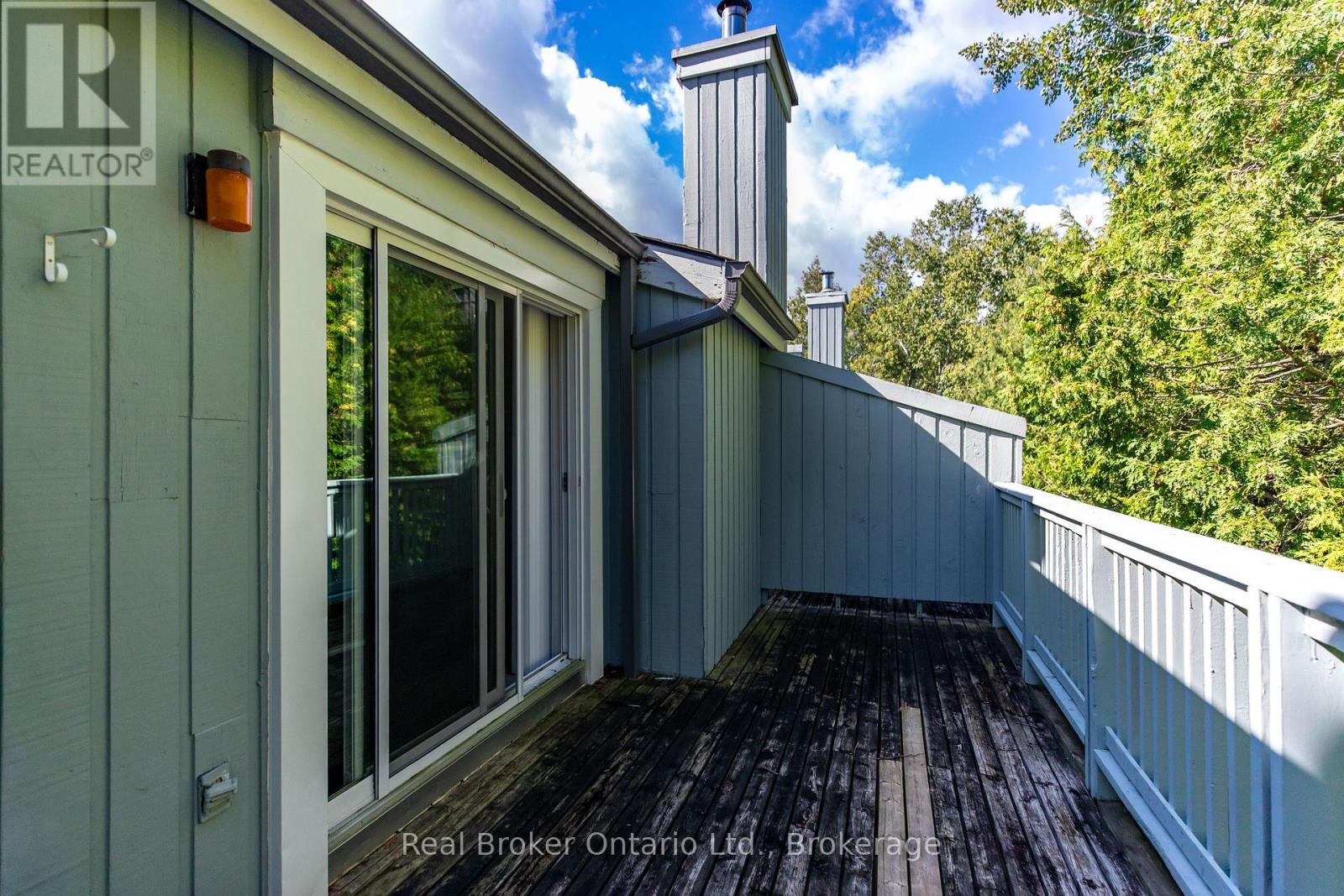 #31 127 FAIRWAY CRESCENT - Image 32