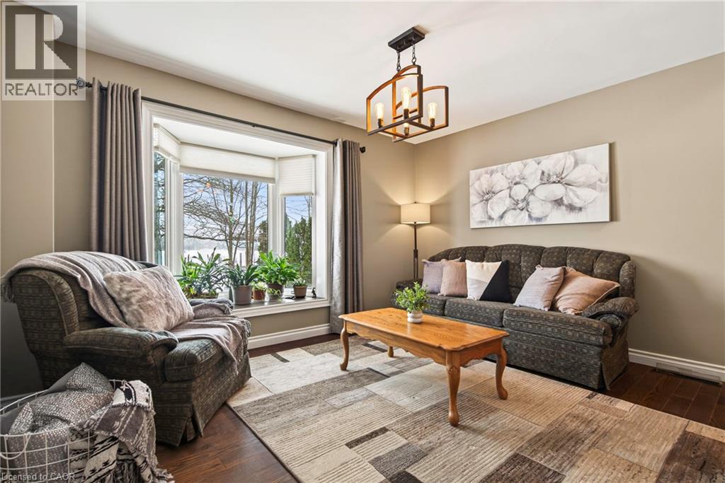 3076 GRASSIE Road - 16