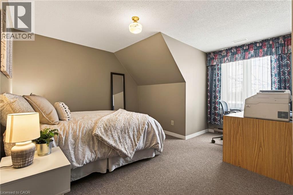 3076 GRASSIE Road - 23