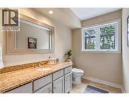 Family room - 9 Flanders Drive, Waterdown, ON L8B0G6 Photo 19