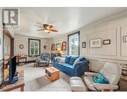 Foyer - 18321 Concession 12 Road, North Glengarry, ON K0C1B0 Photo 6