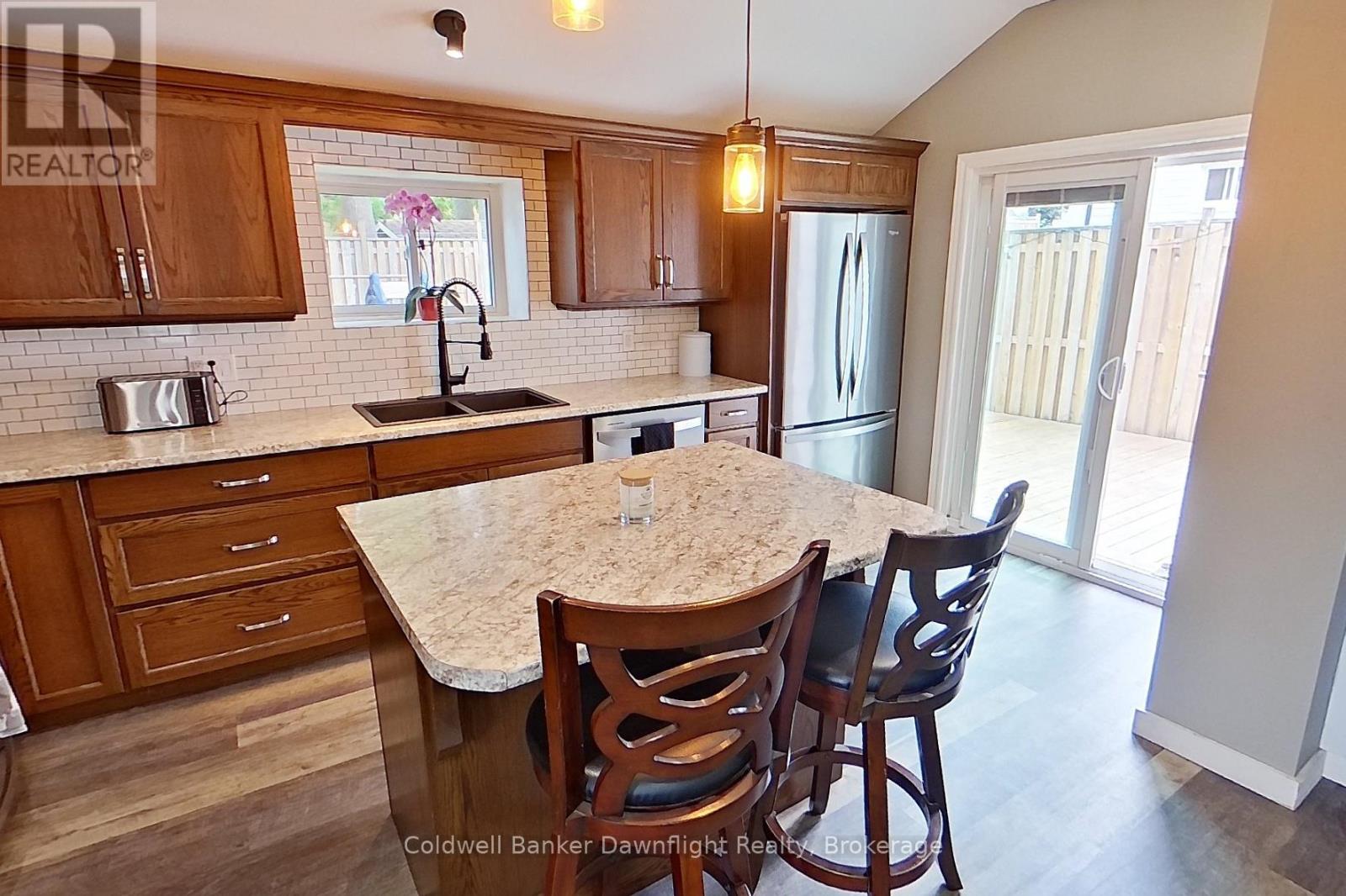 15 CUTTER STREET - 5
