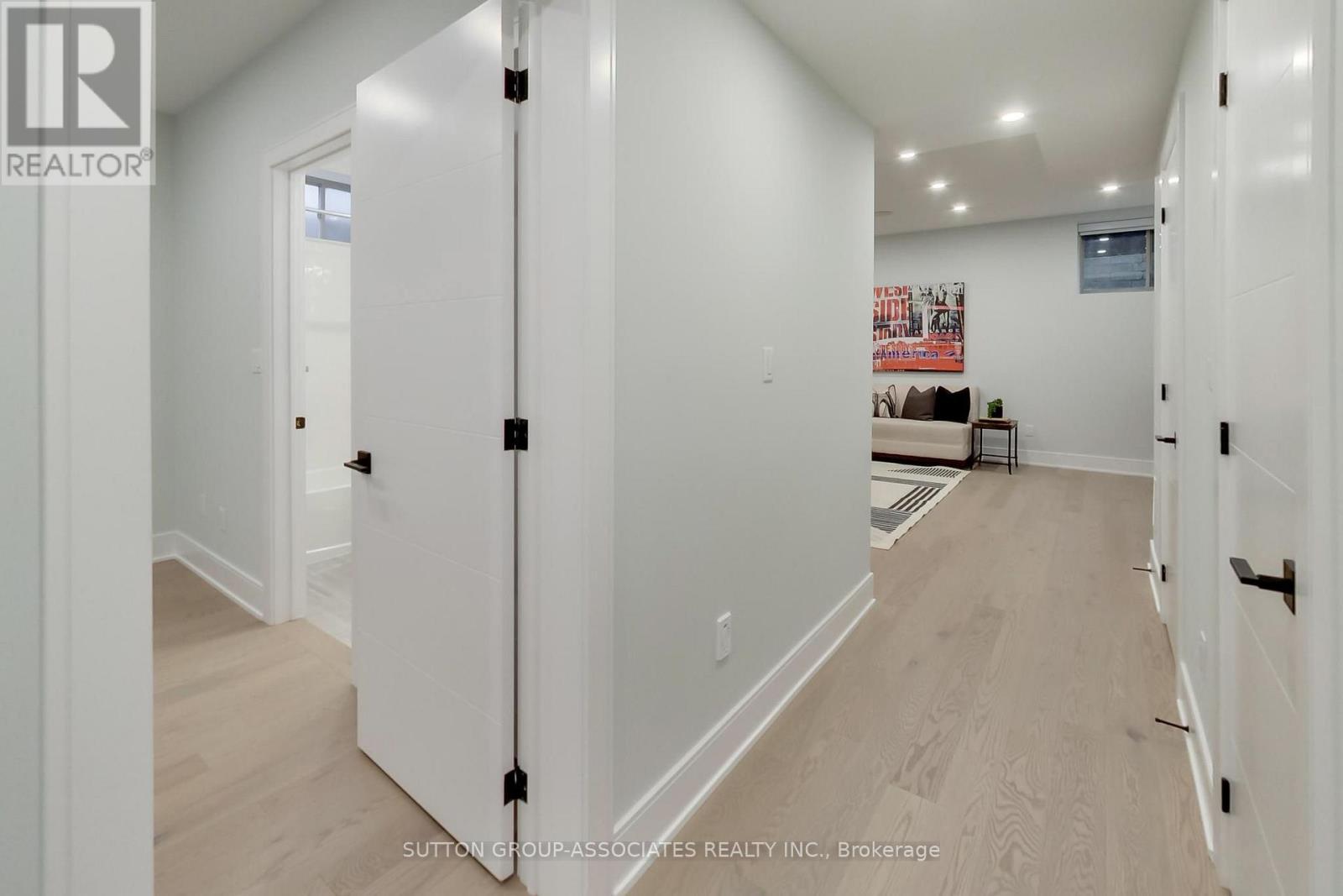 670 WINONA DRIVE - 35