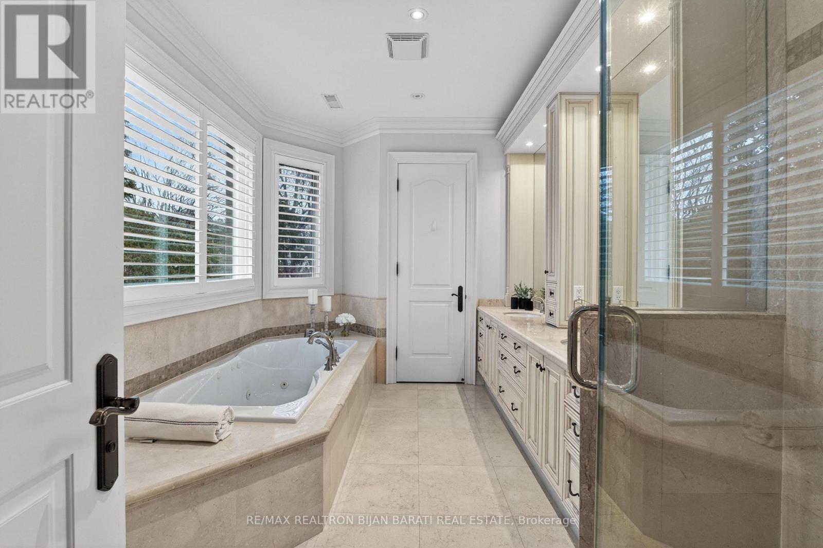 274 GREENFIELD AVENUE - Image 31