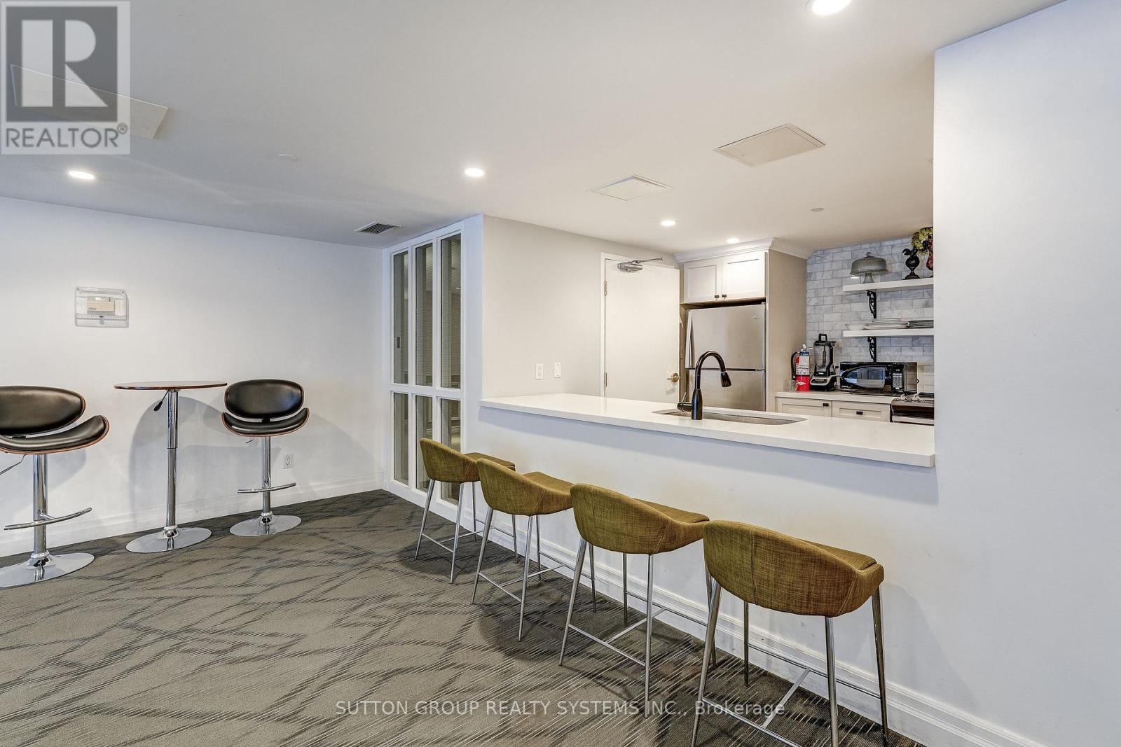 #PH807 39 JARVIS STREET - Image 35