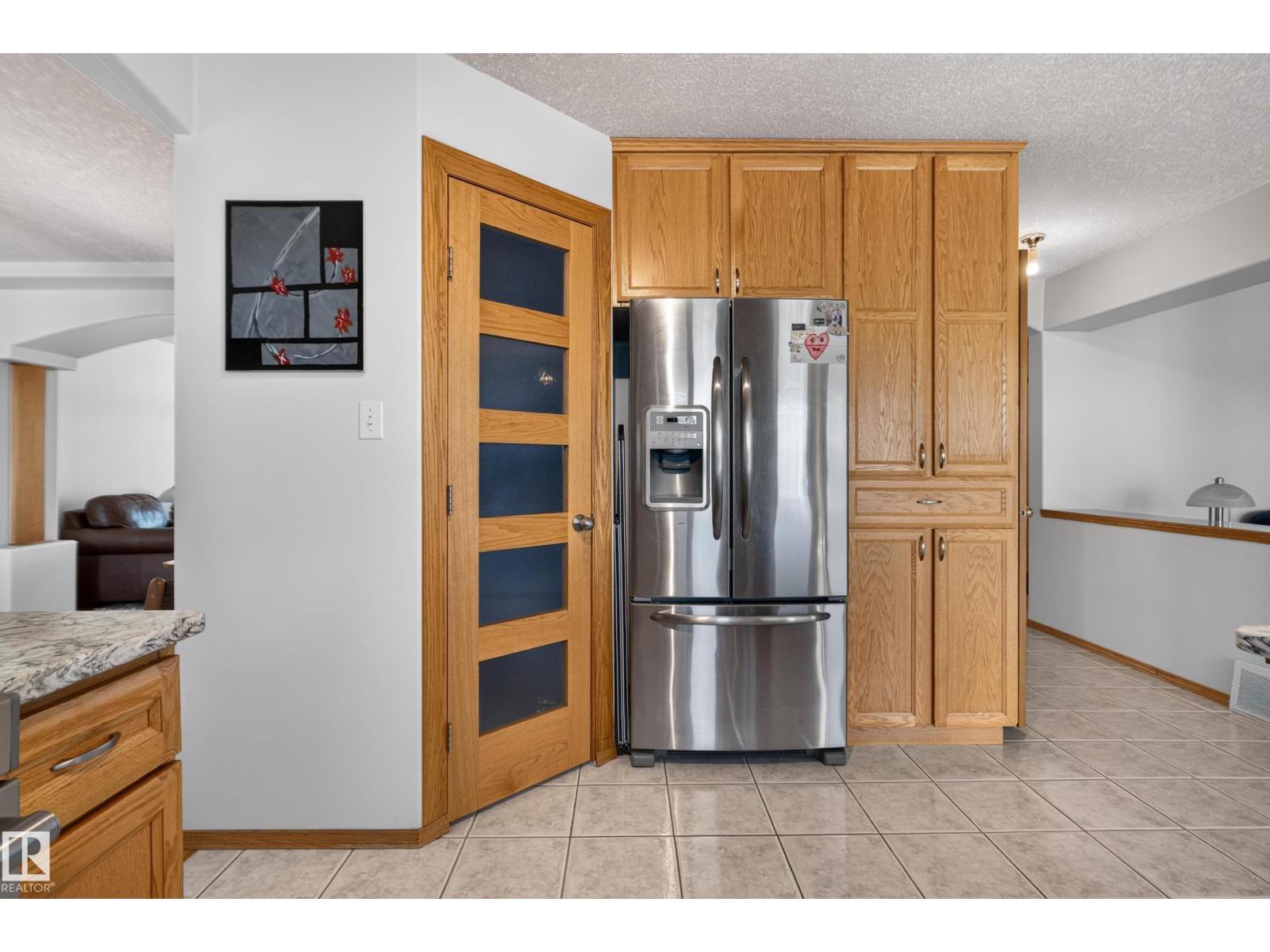15819 58 ST NW - 19