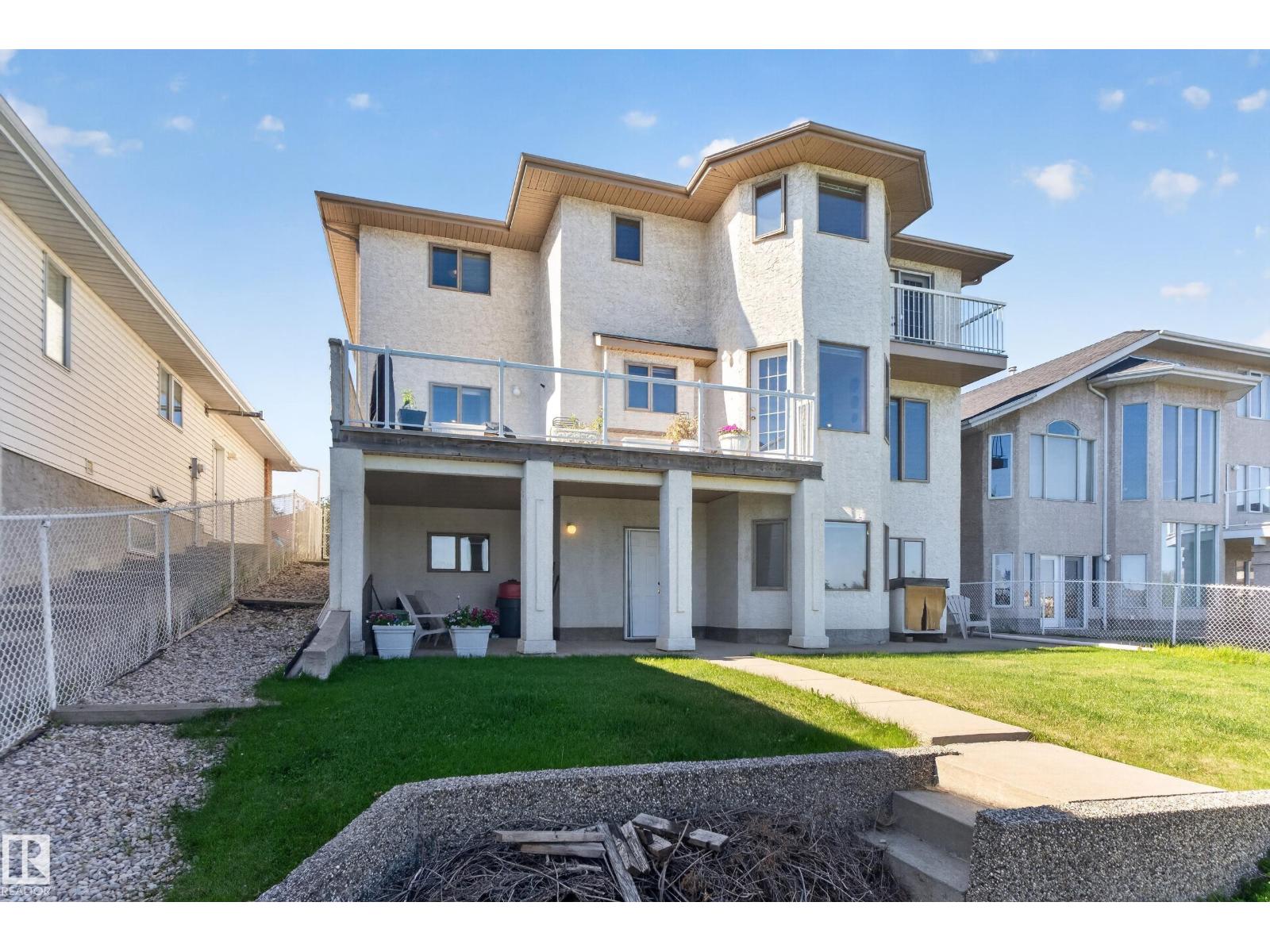 15819 58 ST NW - 59