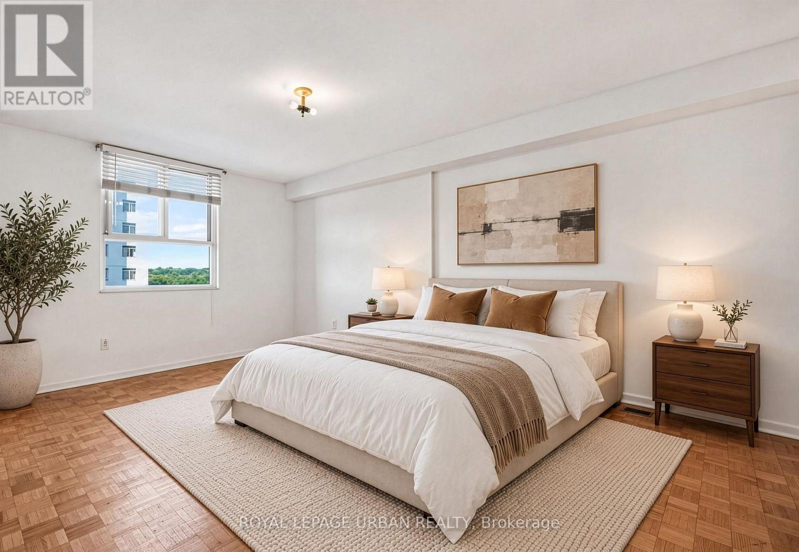 #703 1135 LOGAN AVENUE - 22