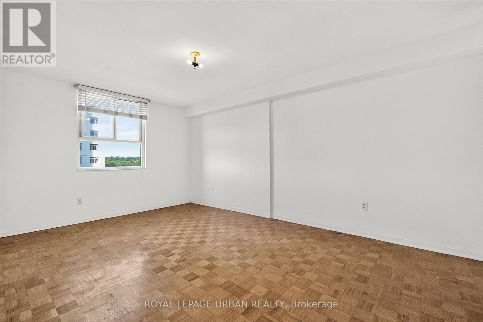 #703 1135 LOGAN AVENUE - 25