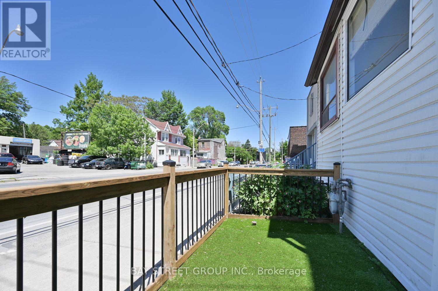 547 EASTERN AVENUE - 26