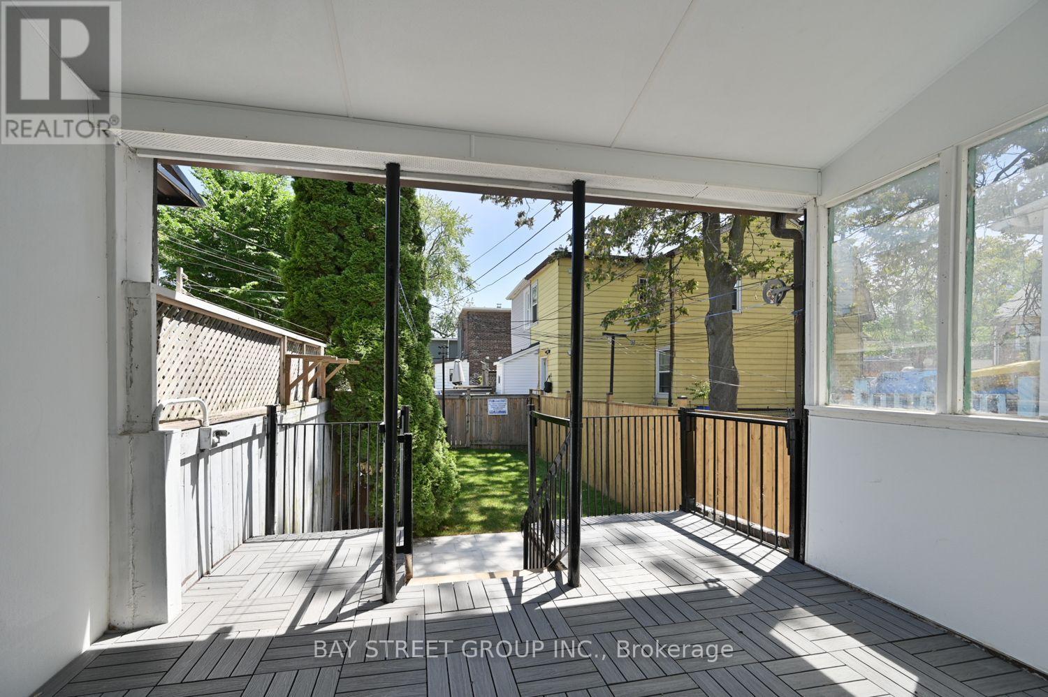 547 EASTERN AVENUE - 29