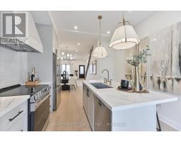 547 Eastern Avenue, Toronto, ON M4M1C8 Photo 10