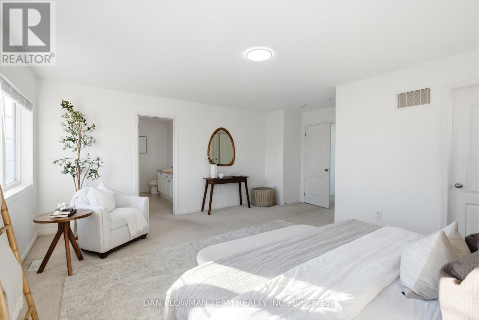 2560 BANDSMAN CRESCENT - 22