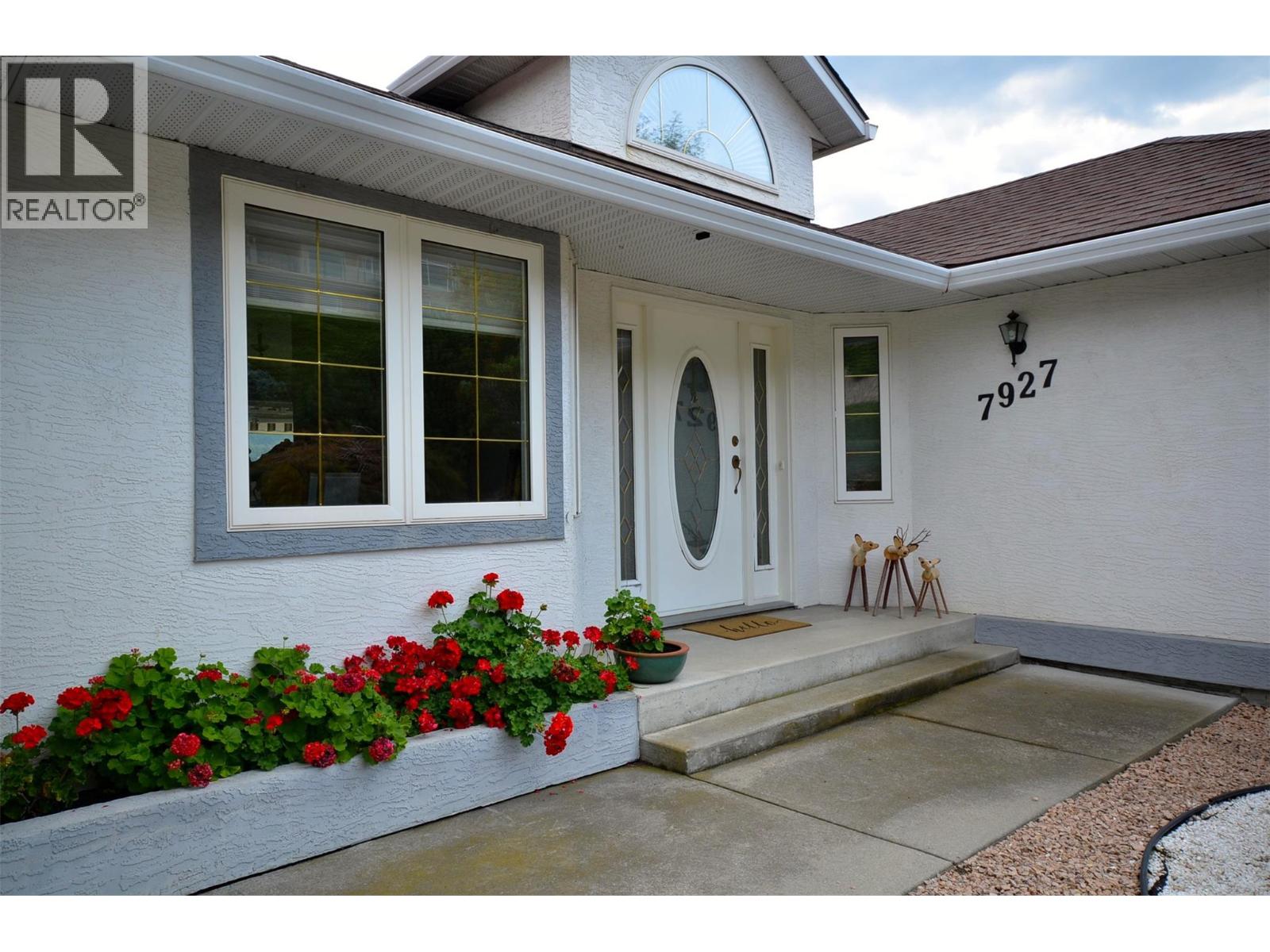 7927 Stoneridge Drive - 3