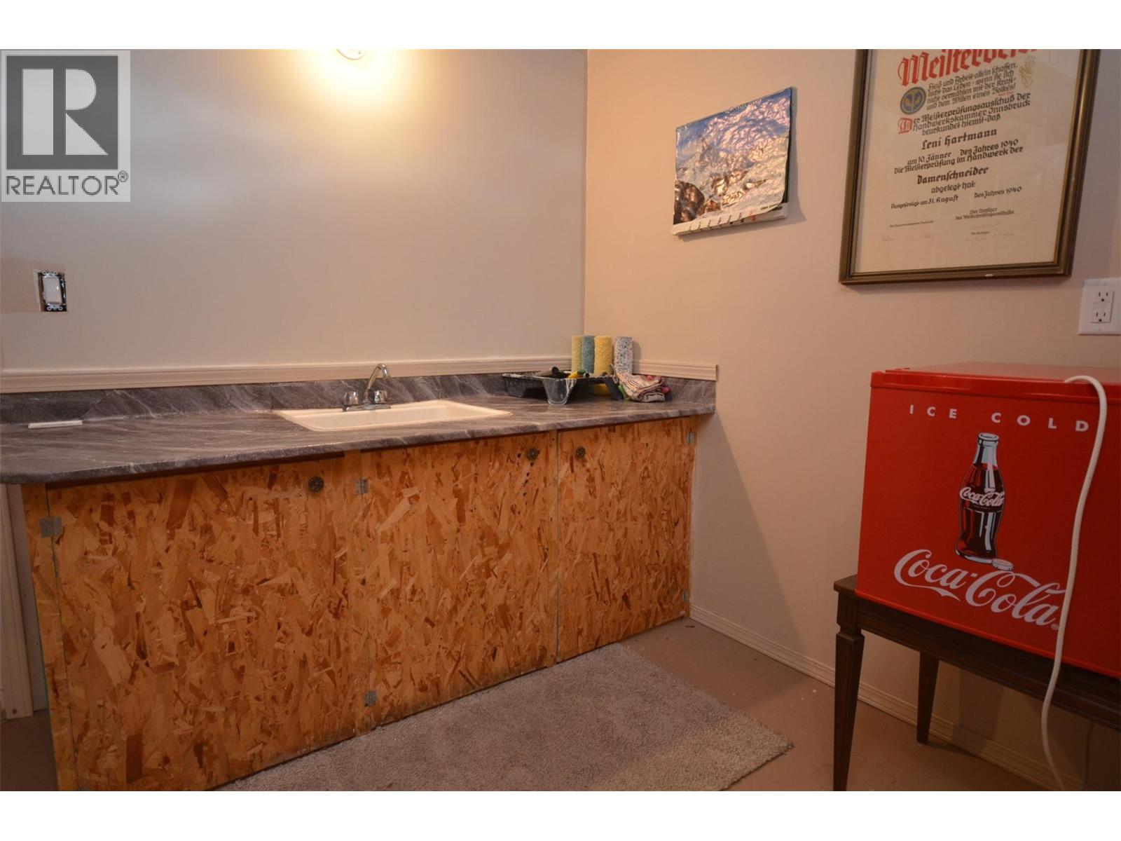7927 Stoneridge Drive - Image 64