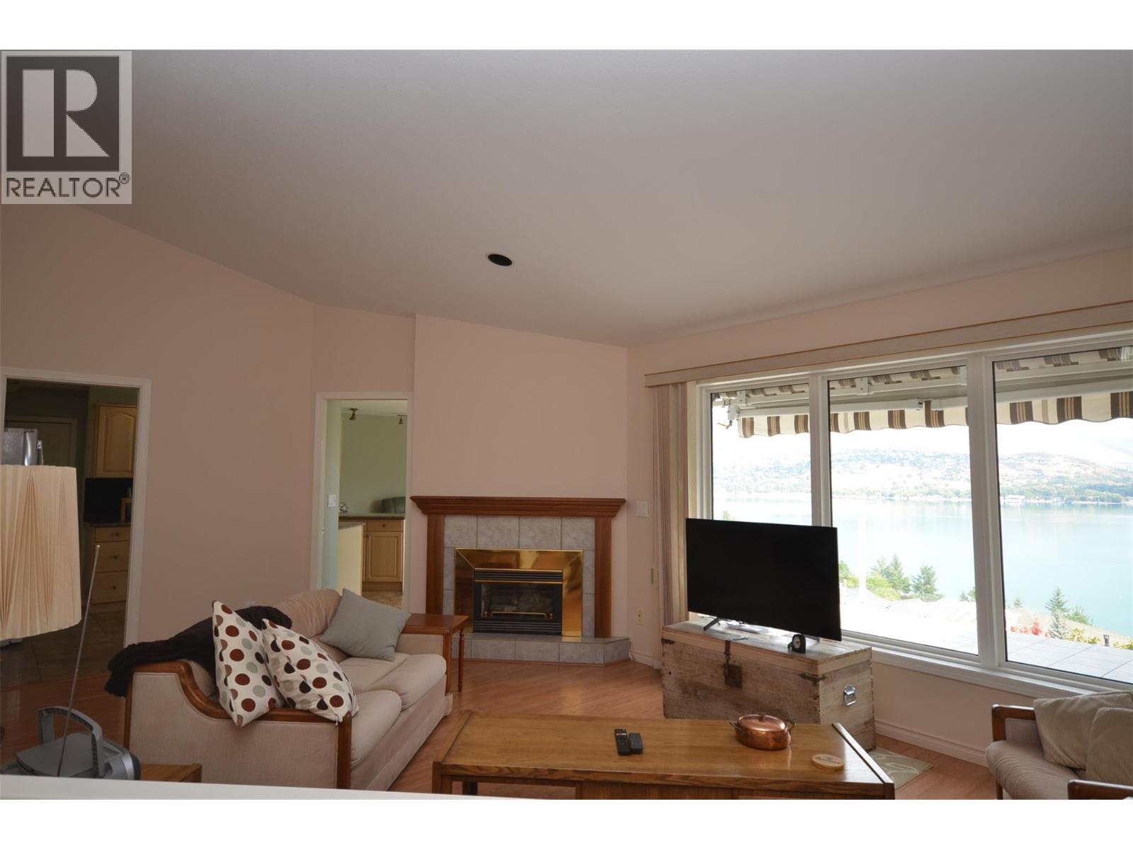 7927 Stoneridge Drive - 13