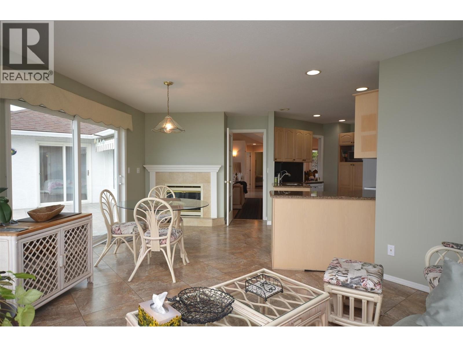 7927 Stoneridge Drive - 70