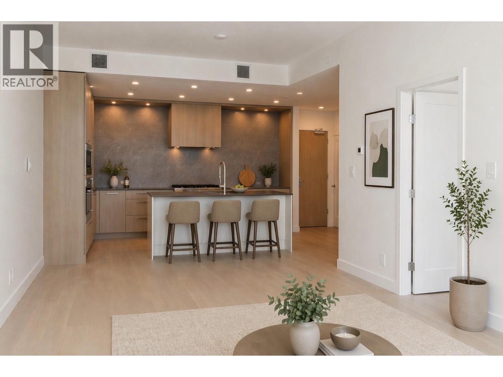 #303 3409 Lakeshore Road - 7
