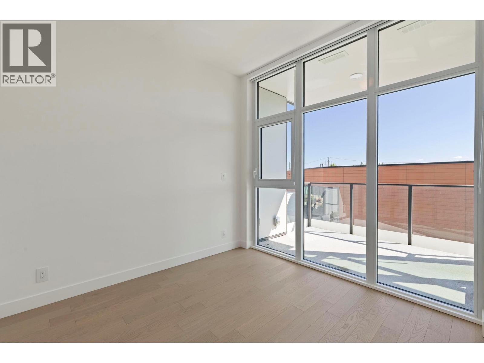 3409 Lakeshore Road Unit# 303, Kelowna