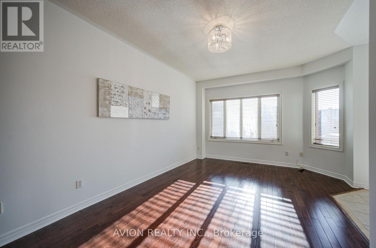 82 KIMONO CRESCENT, Richmond Hill (Rouge Woods) — photo 7