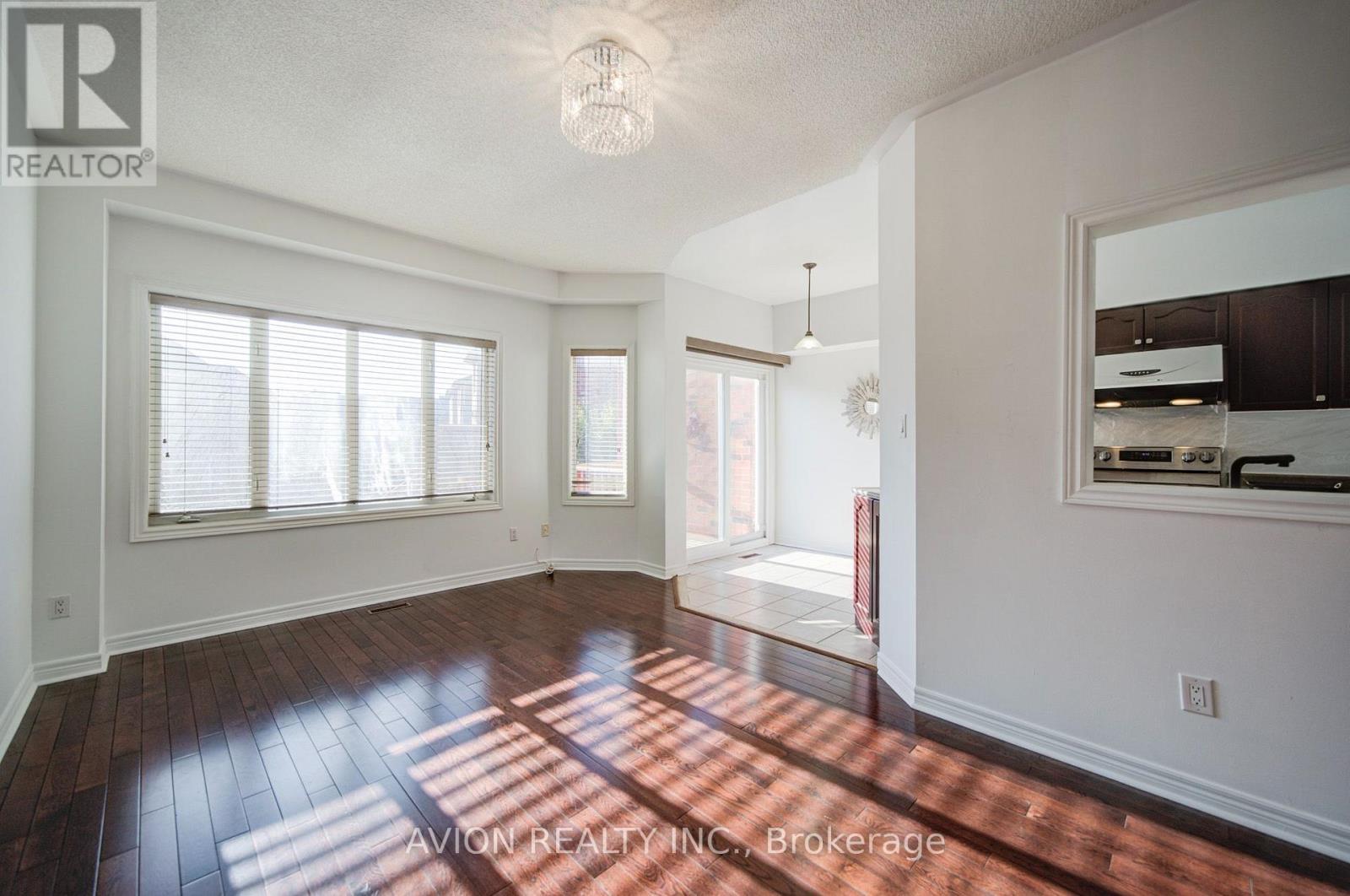 82 KIMONO CRESCENT, Richmond Hill (Rouge Woods) — photo 9