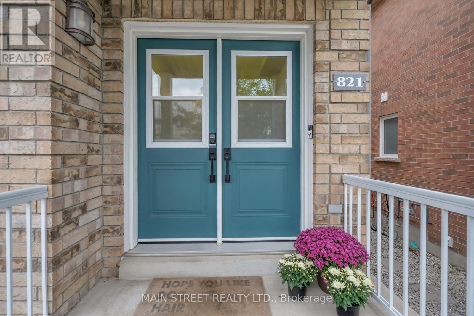 821 JOE PERSECHINI DRIVE, Newmarket (Summerhill Estates) — photo 2