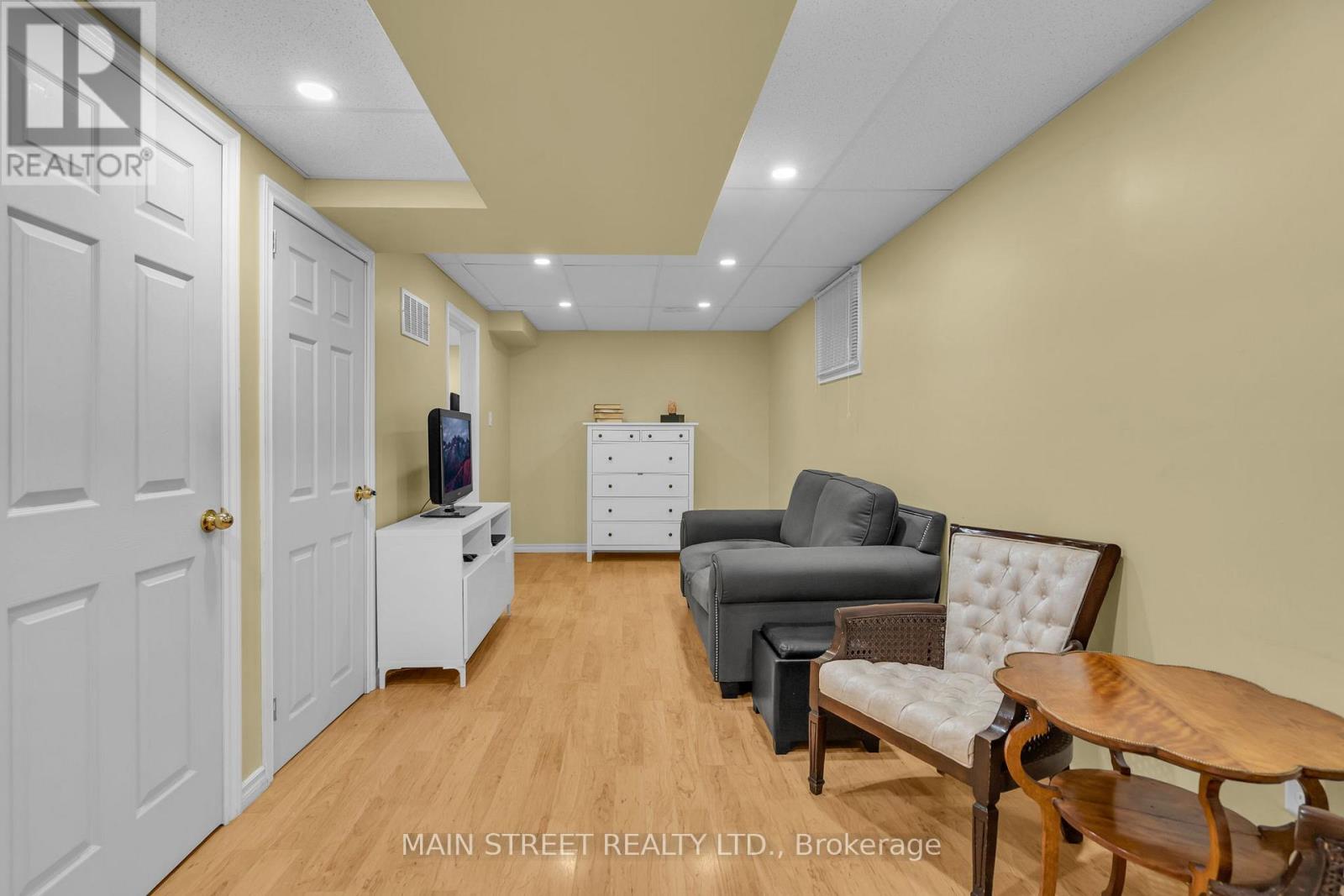 821 JOE PERSECHINI DRIVE - 23