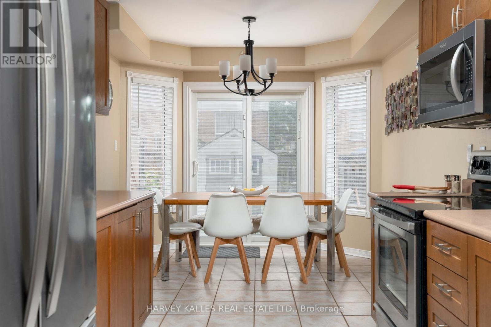 27 HIRST AVENUE - 10