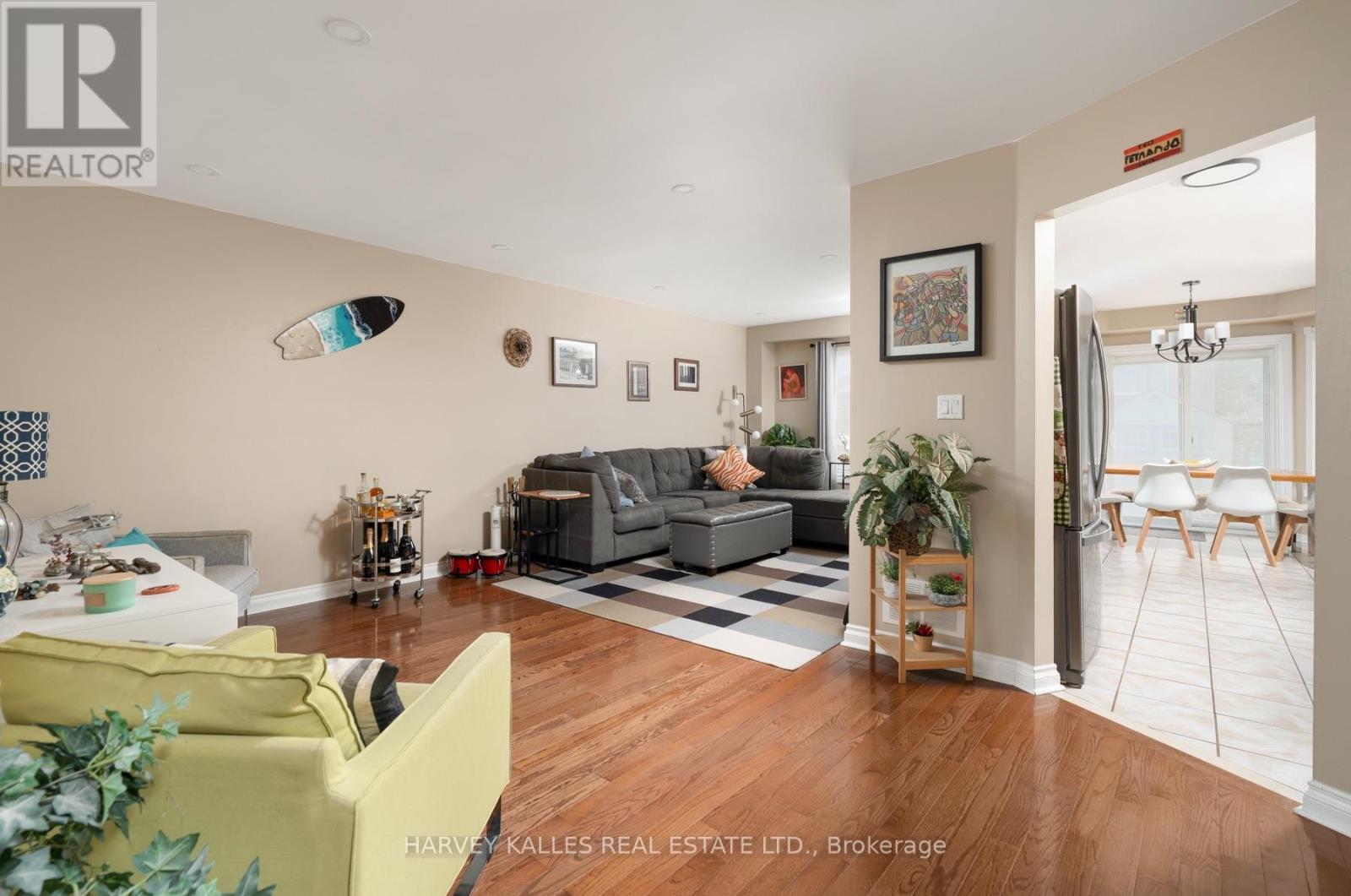 27 HIRST AVENUE, Georgina (Keswick South) — photo 6