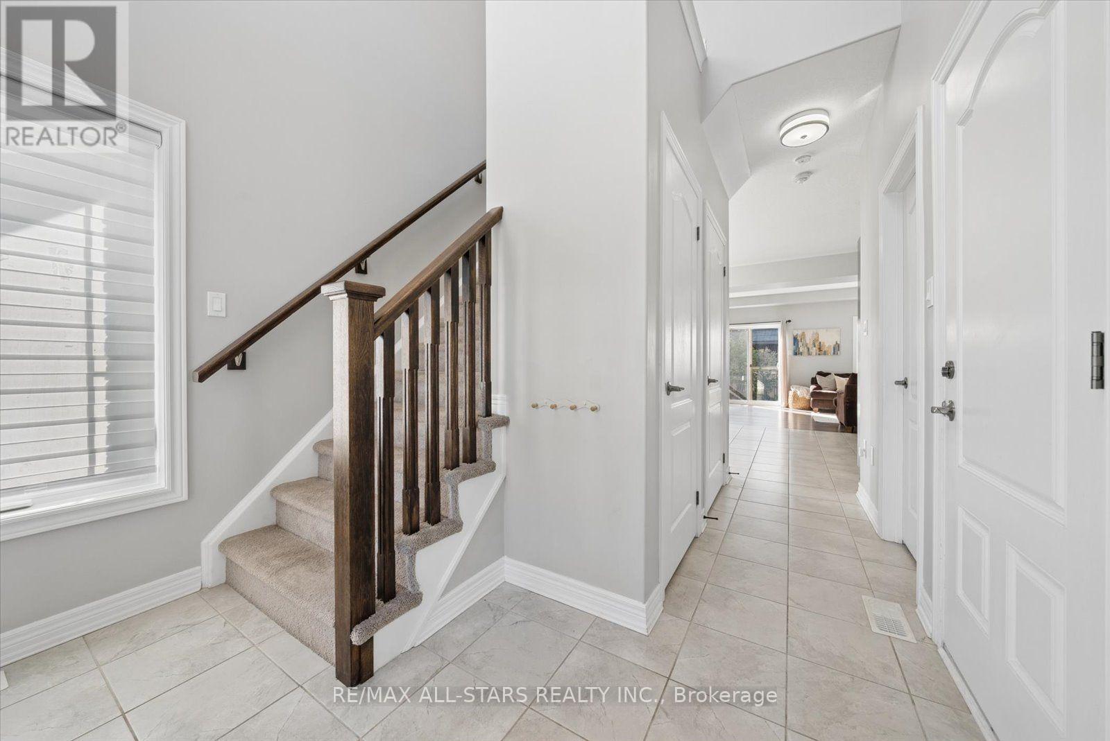 58 CARLETON TRAIL, New Tecumseth (Beeton) — photo 5