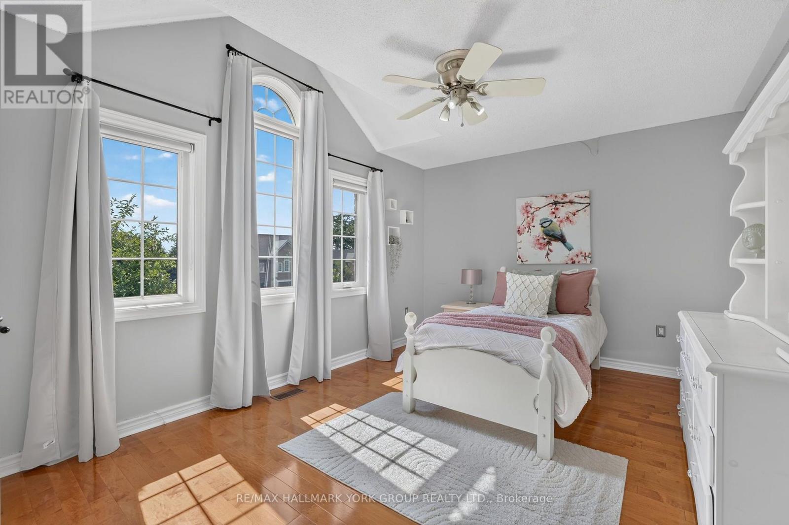 669 KINGSMERE AVENUE - Image 10