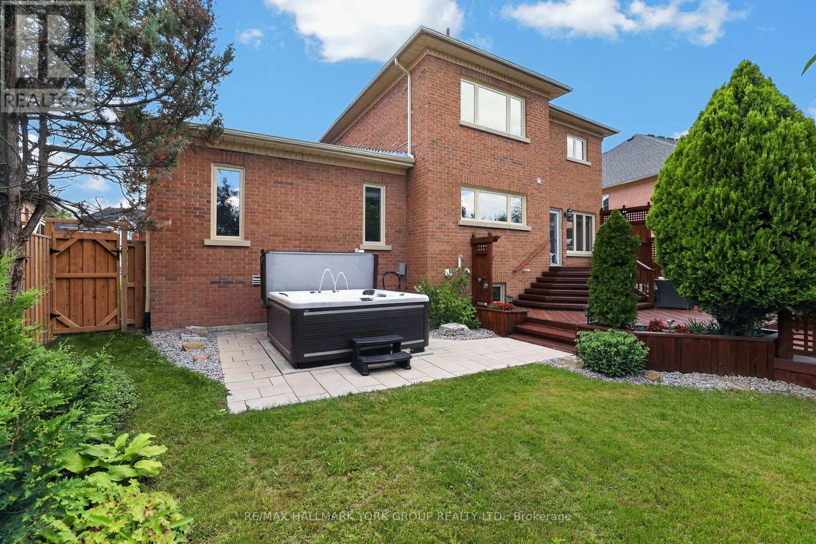 669 KINGSMERE AVENUE - Image 17