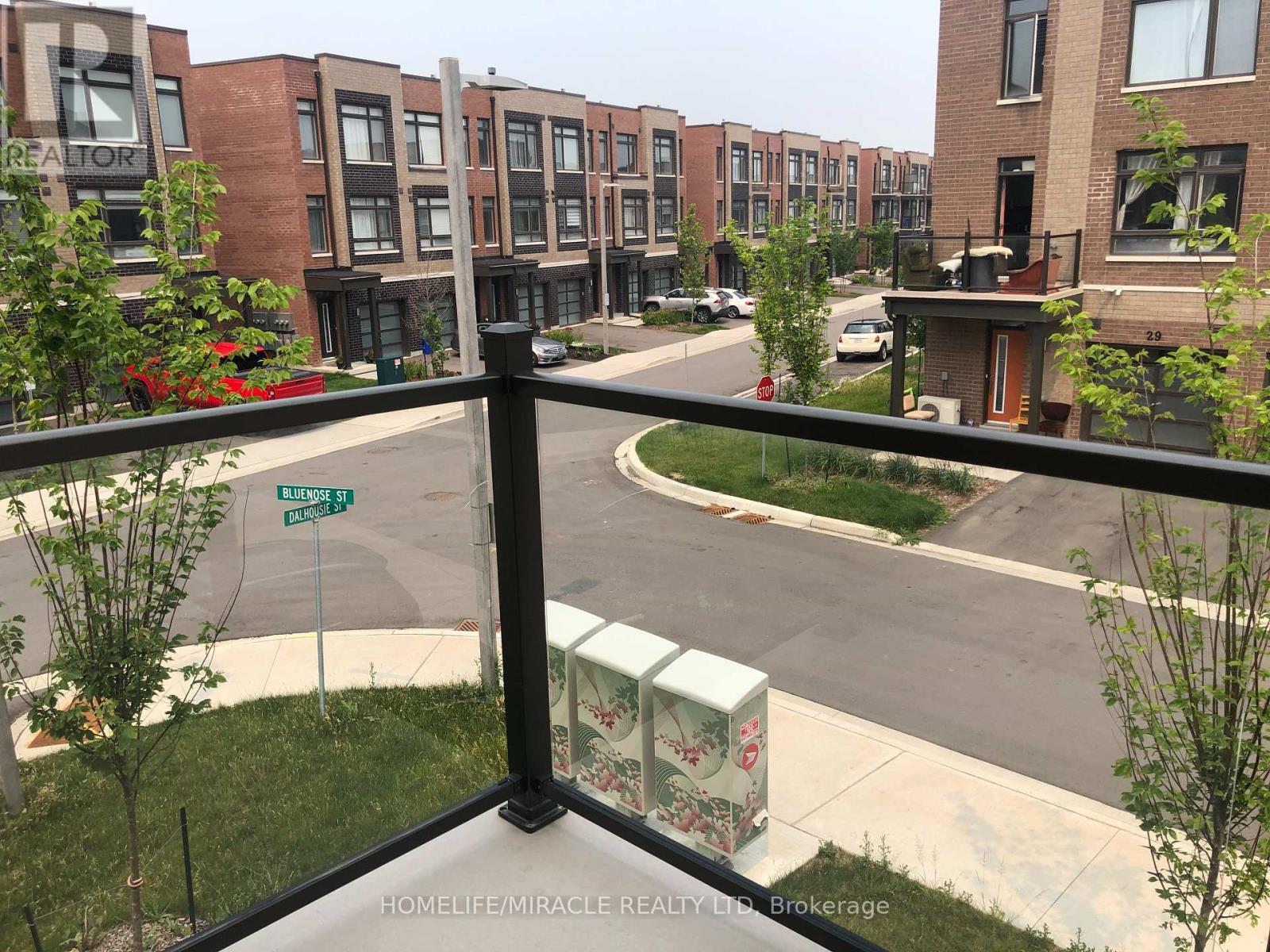 22 BLUENOSE STREET, Vaughan (Vaughan Grove) — photo 6