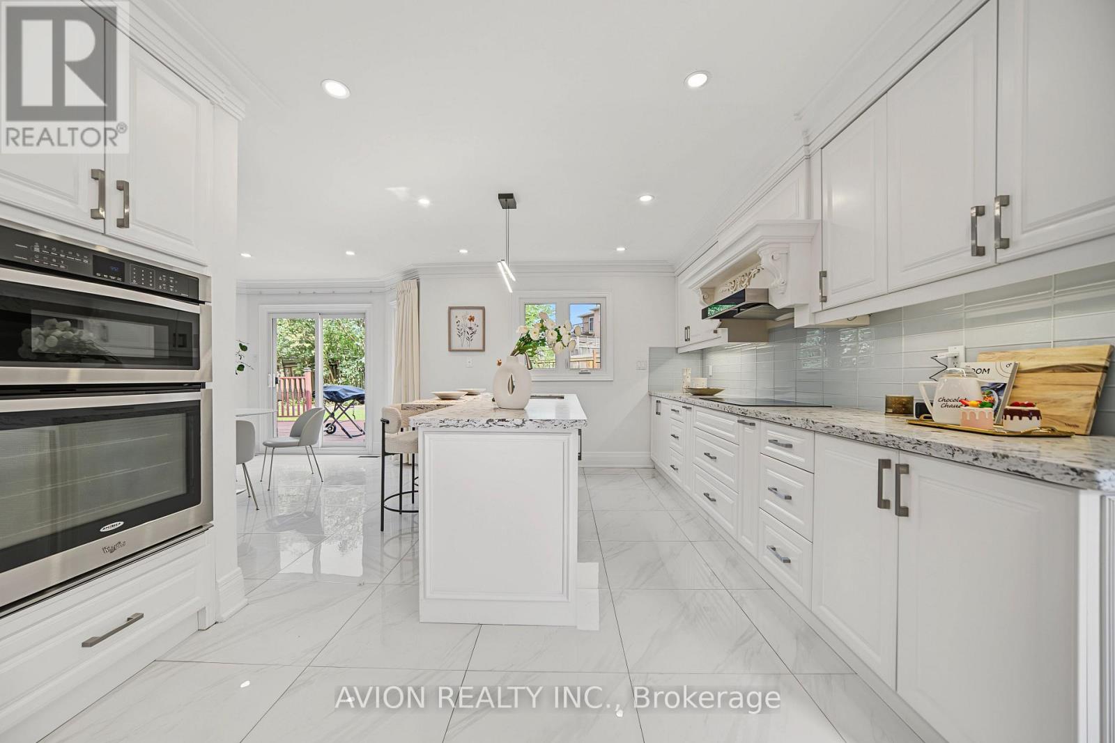 232 GREEN LANE - Image 12