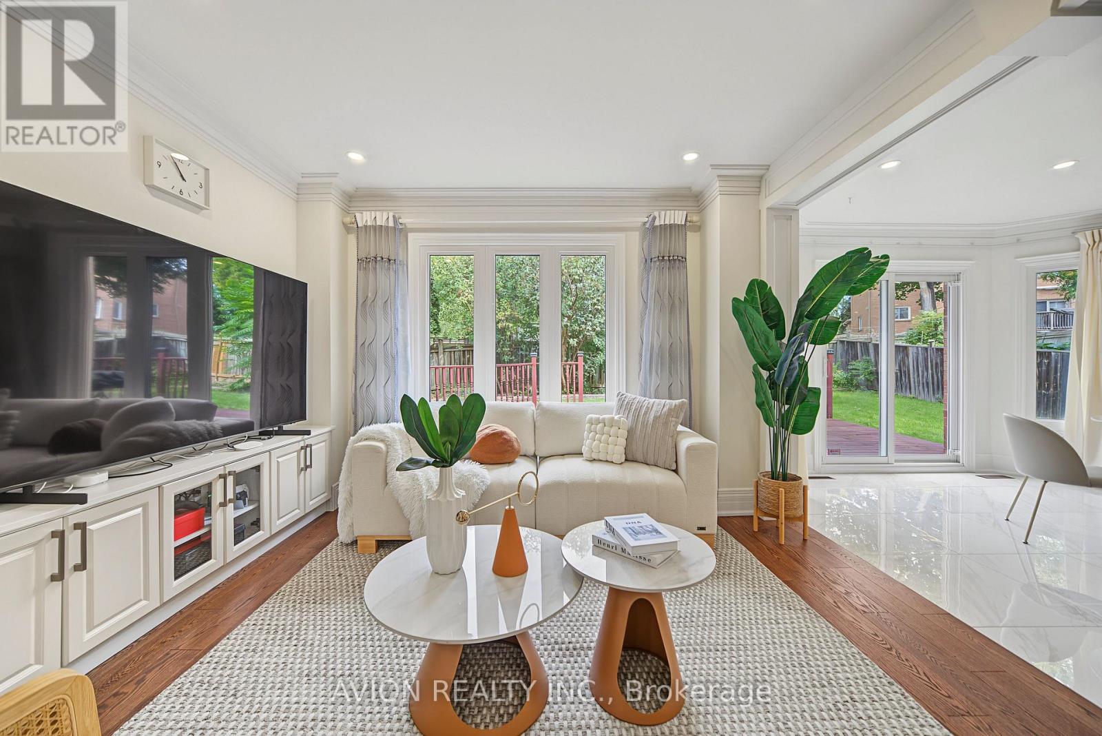 232 GREEN LANE - Image 20