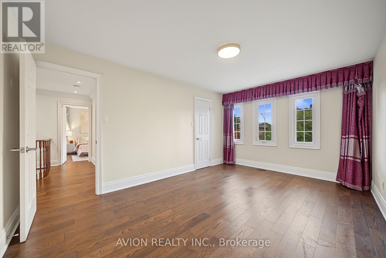 232 GREEN LANE - Image 34
