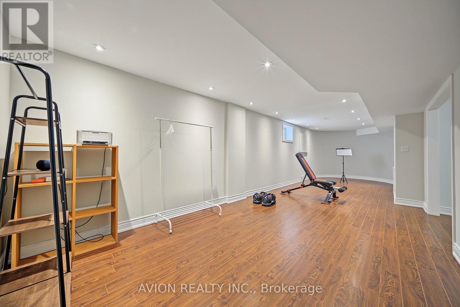 232 GREEN LANE - Image 40