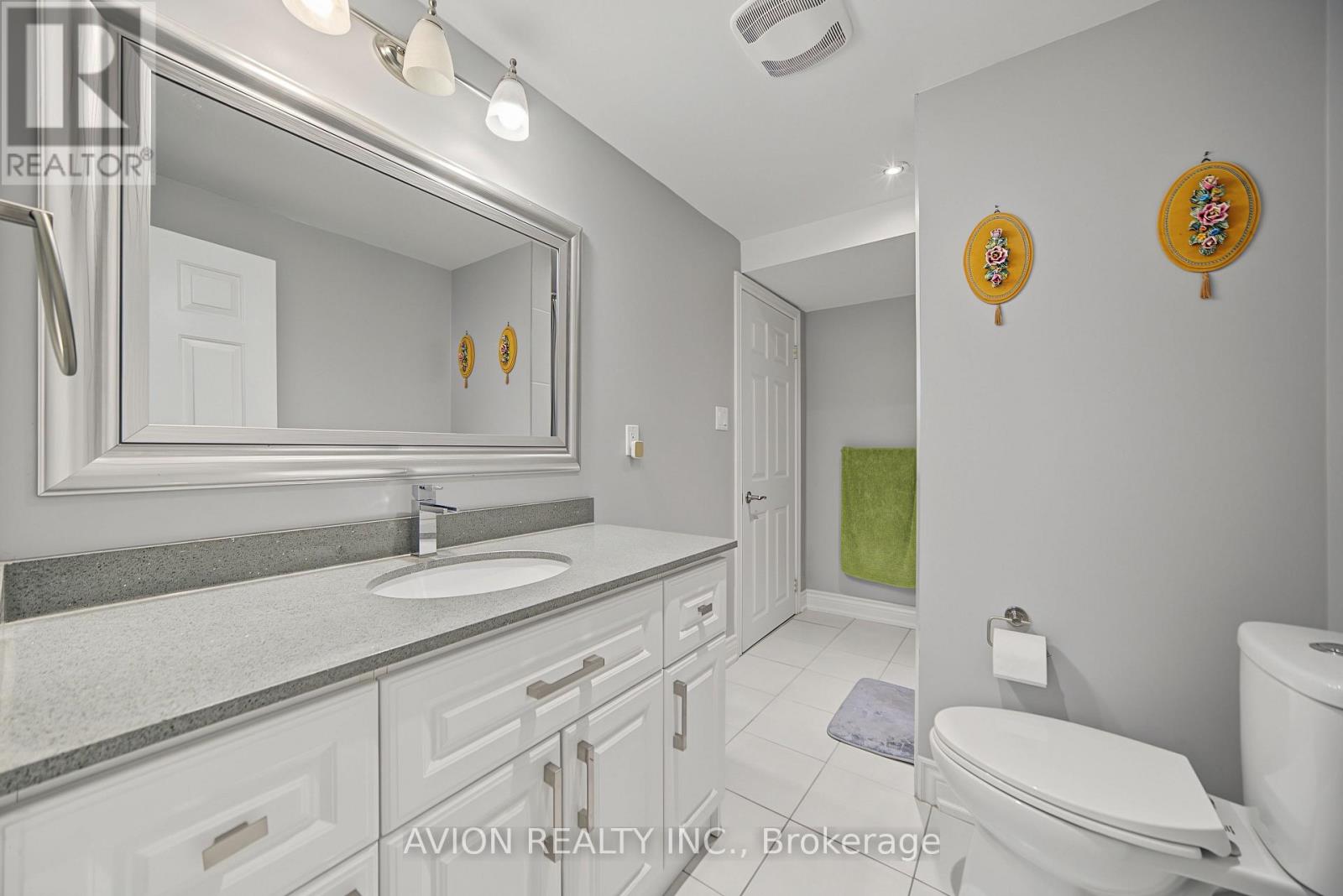 232 GREEN LANE - Image 46