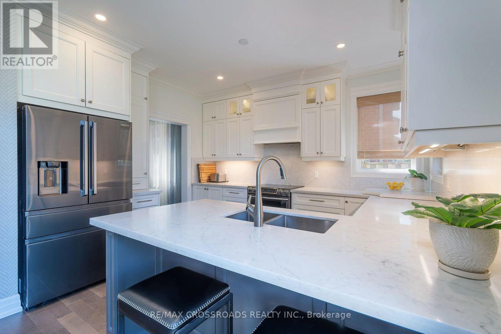 63 ROSENA LANE, Uxbridge — photo 9