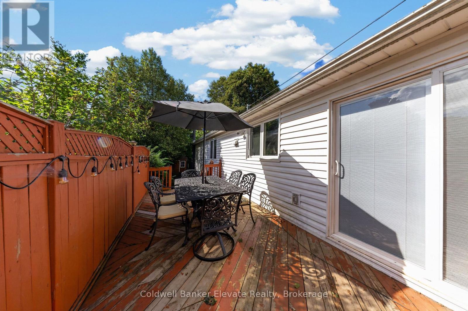 32 CHELVIN DRIVE - 42