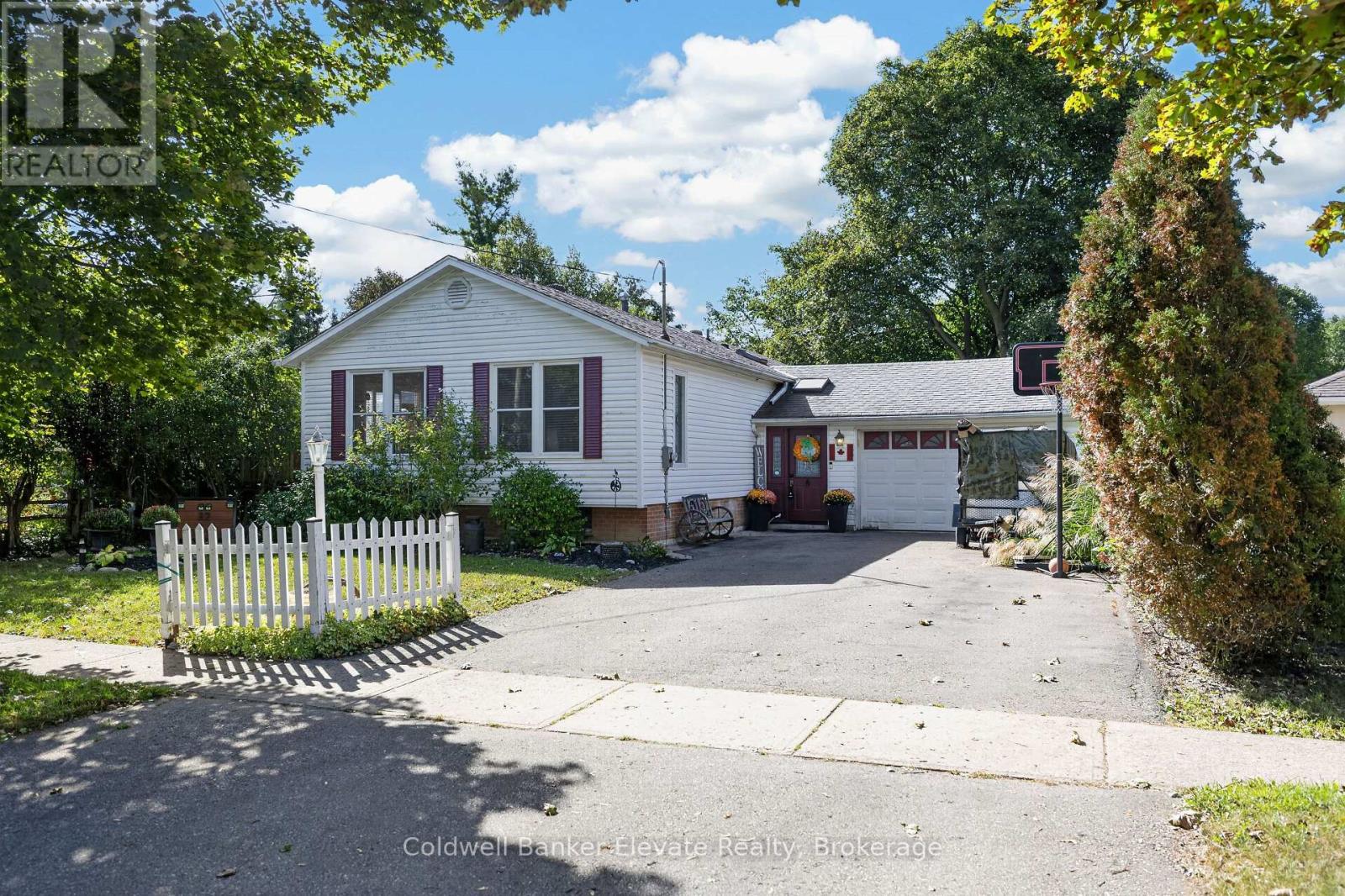 32 CHELVIN DRIVE, Halton Hills (Georgetown) — photo 5