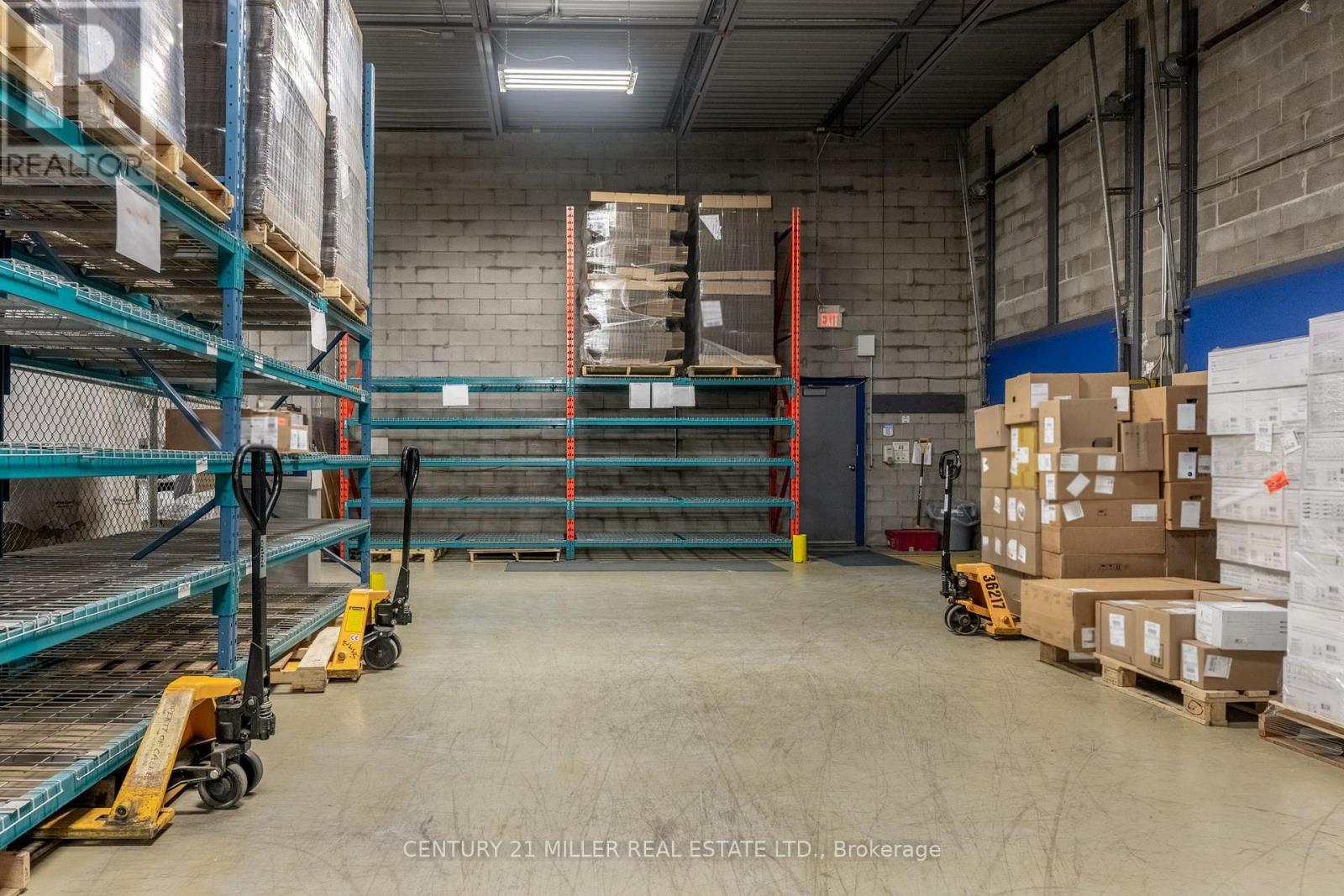 4 CARSON COURT, Brampton (Bramalea South Industrial) — photo 9