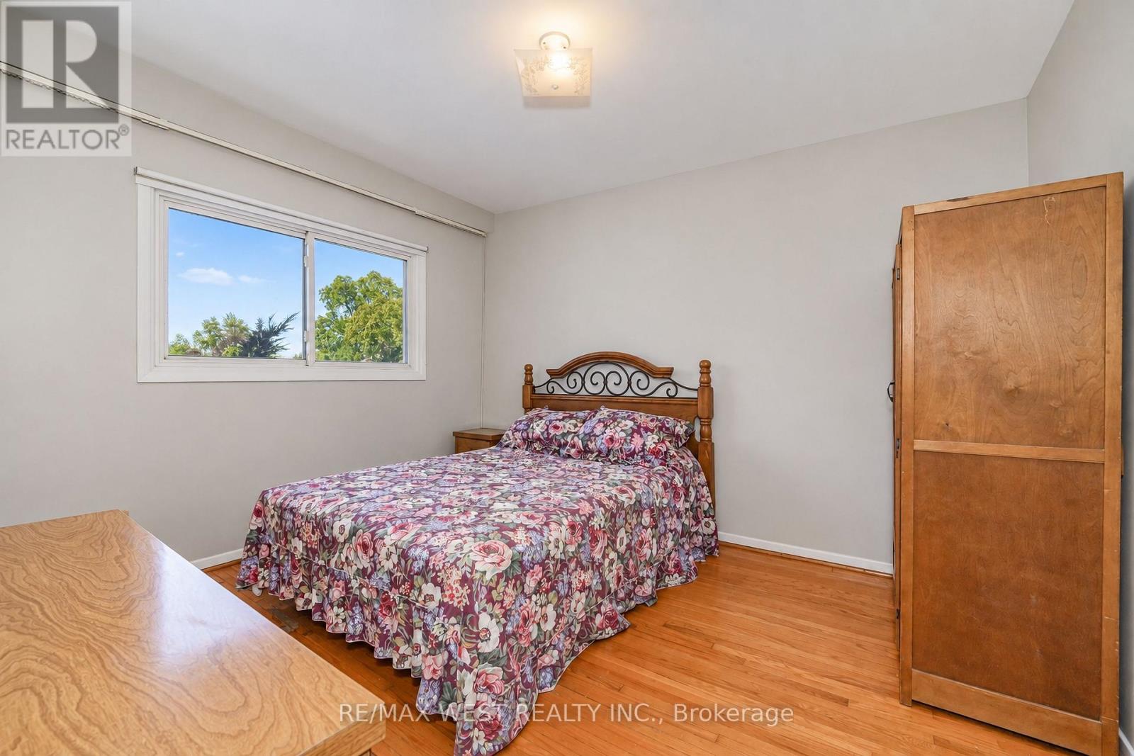 50 ROSKELL CRESCENT - 6