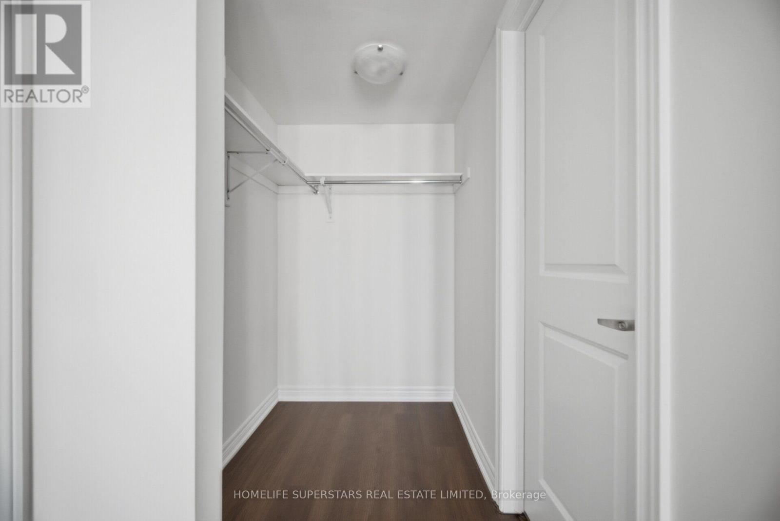 #7 2205 LILLYKIN STREET - 25