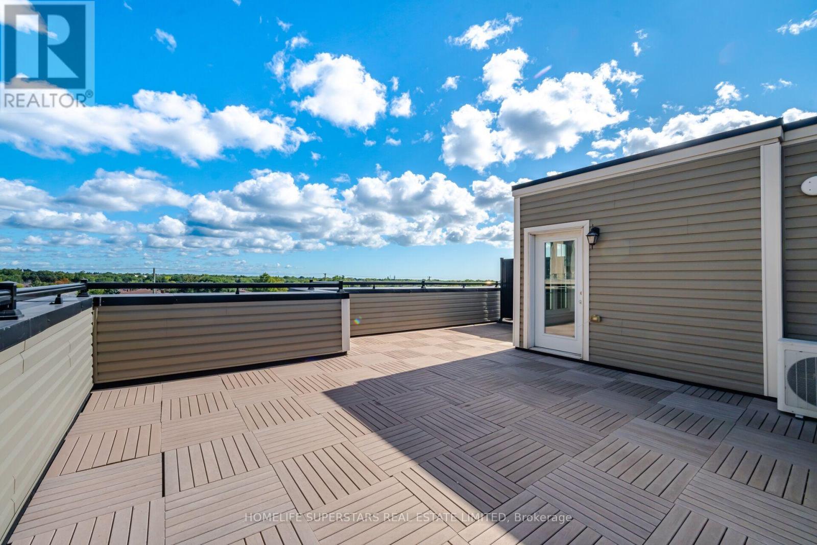#7 2205 LILLYKIN STREET - 37