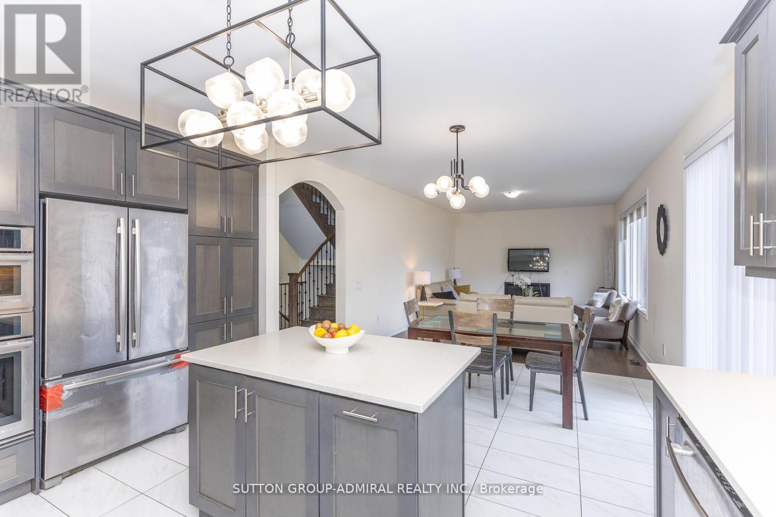 30 ALBERT SPENCER AVENUE - 12