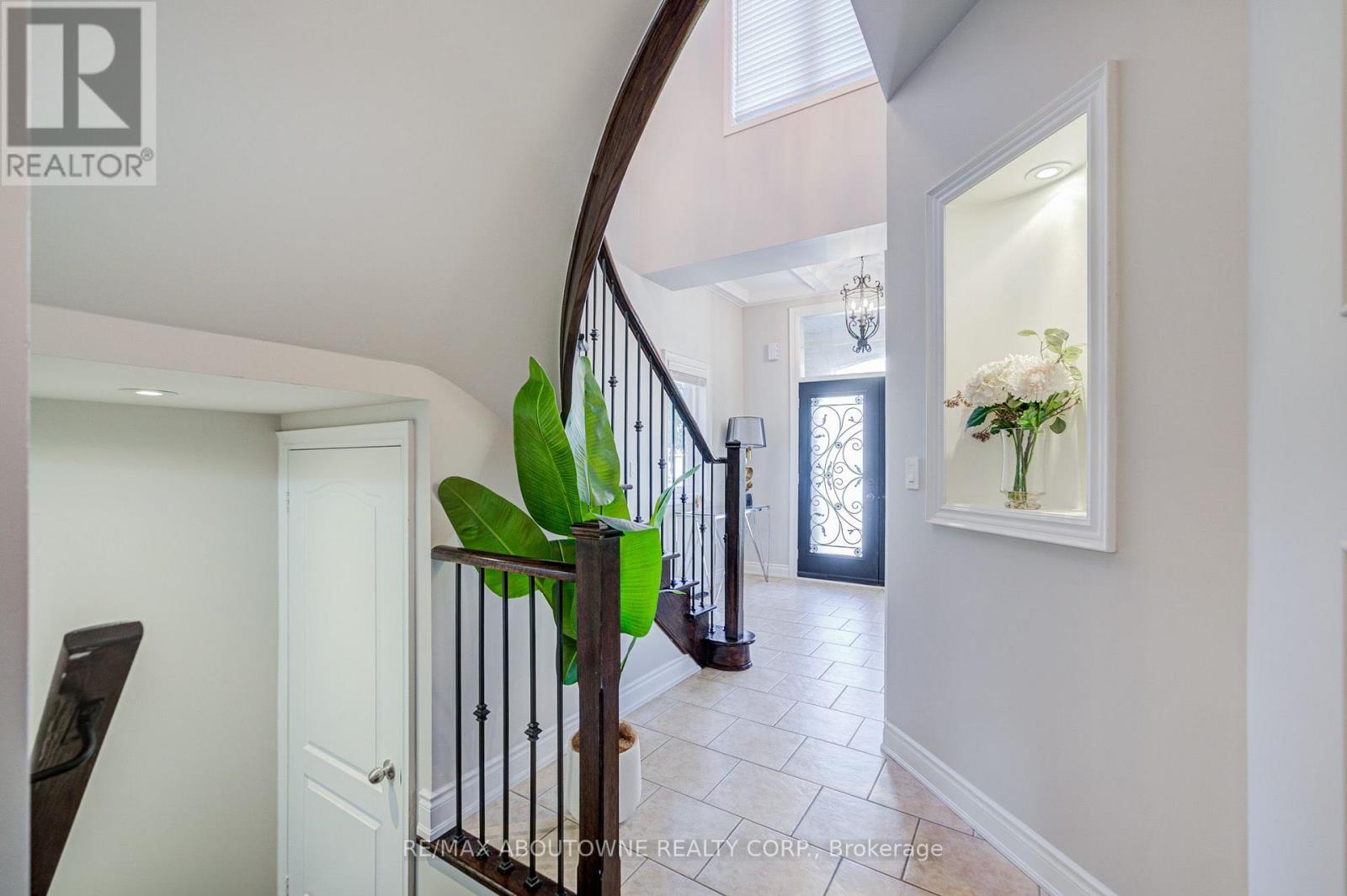 4228 FULLER CRESCENT, Burlington (Alton) — photo 6