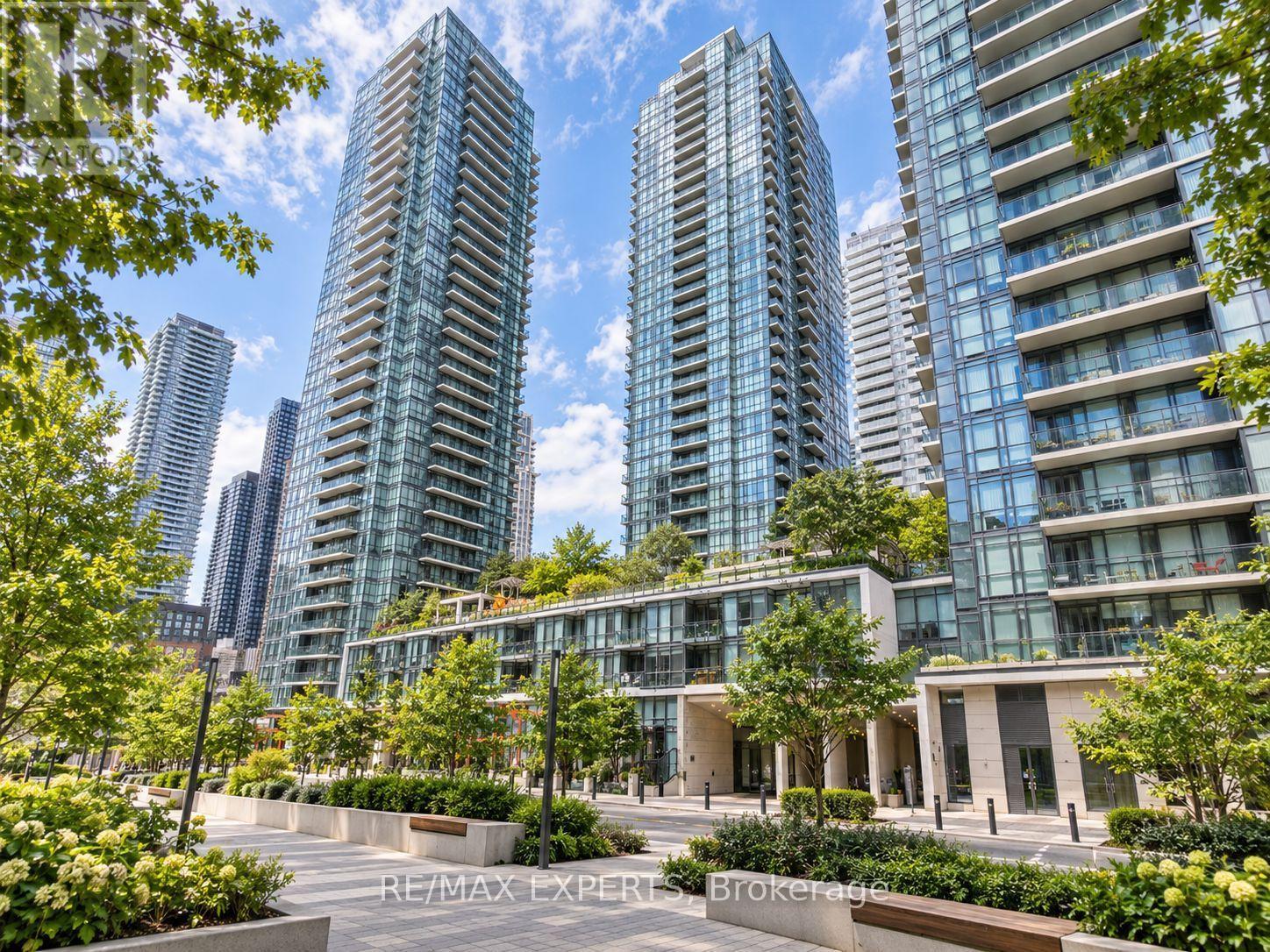 1217 - 4055 PARKSIDE VILLAGE DRIVE, Mississauga (Creditview)